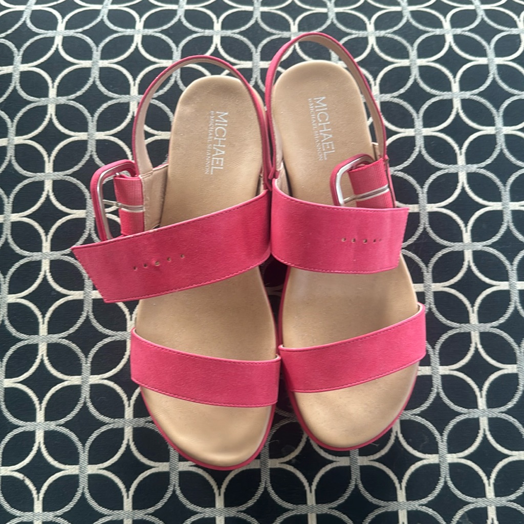 Michael Kors Pink Platform Sandal. Sz 10